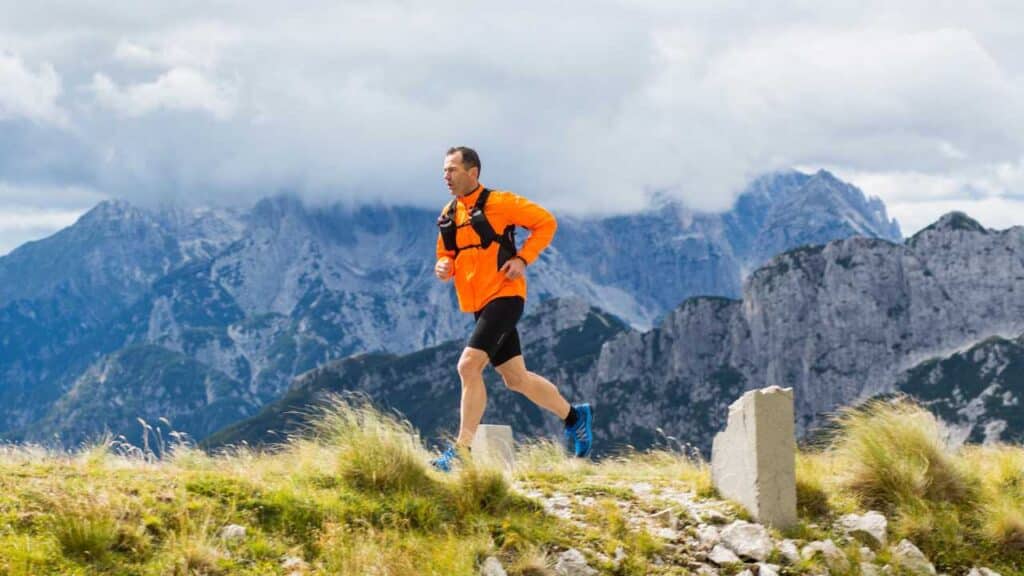 Learn how to carry water while running such as a trail runner using a water vest running in the mountains. 